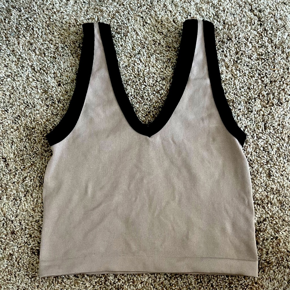 •tan and blank cropped tank top